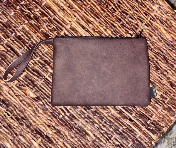 Canyon Ranch Someone Somewhere Brown/Tan Woven Wristlet Faux Leather Pouch. EUC. - Image 2