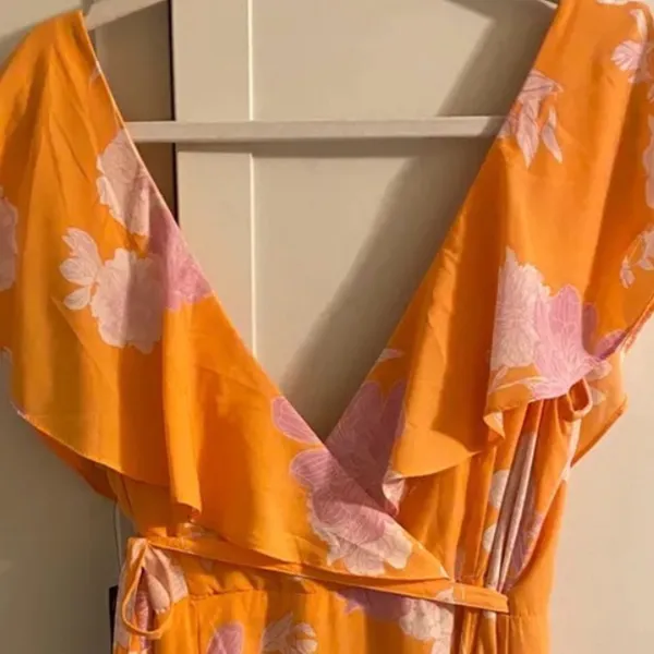 Lulu's Size XL Garden of Joy Floral Ruffled Wrap Dress w/Asymmetrical Hem NWT - Image 8