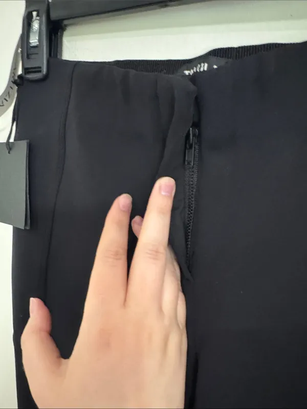 Aritzia Talula Panel Black Neoprene Scuba Ponte Skinny Seam Panel Slim Pants XS - Image 7