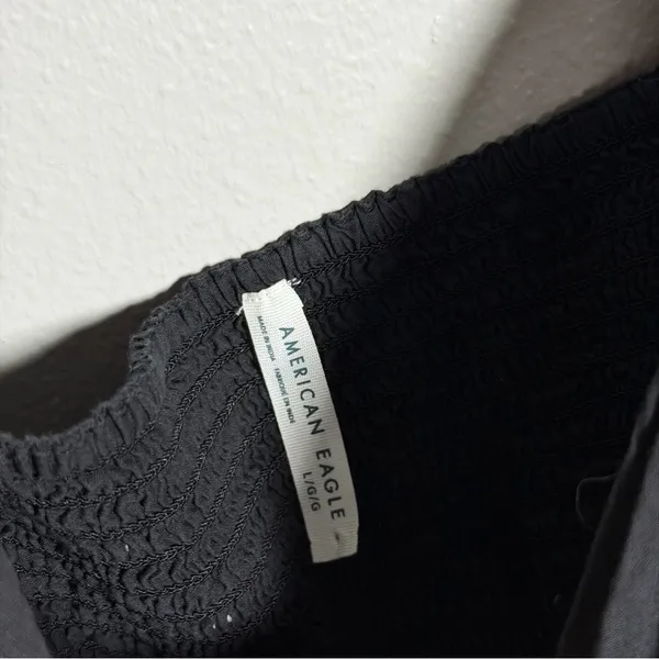 American Eagle Women's Black Peplum‎ Eyelet Off Shoulder Crop Top size L - Image 4
