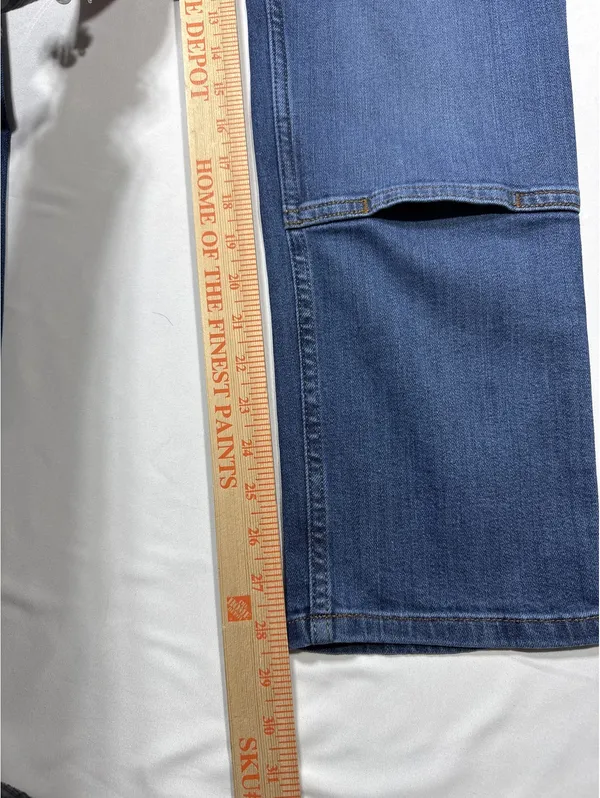 Carhartt Relaxed Fit Denim Work Pants Size 12 Short - Image 7