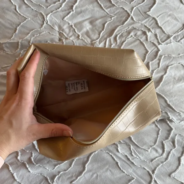 NIB/NWT Ulta Faux Crocodile Leather Makeup Bag - Image 6