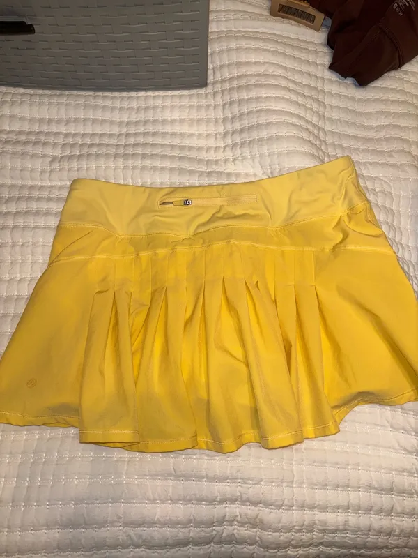 Skirt Yellow Size M - Image 3