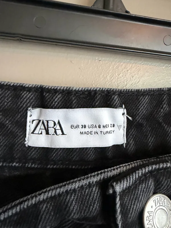 ZARA High-Rise Jeans Wide-Leg - Image 2