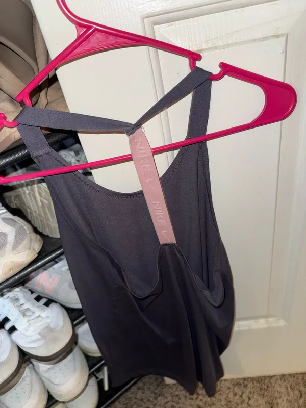 Nike Tank Top - Image 2
