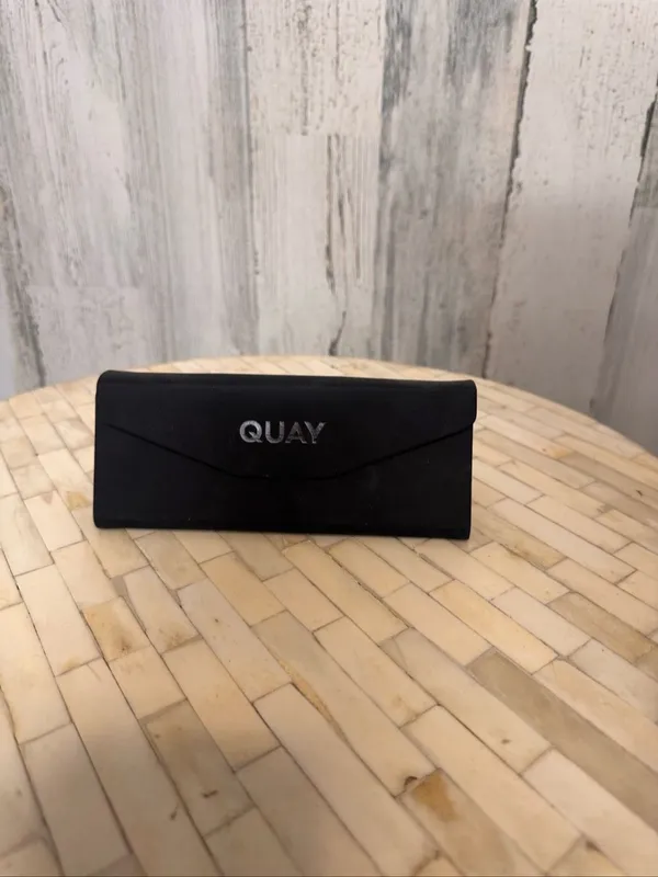 Quay Australia Notorious Oversized Square Sunglasses Chocolate Brown Gold - Image 8
