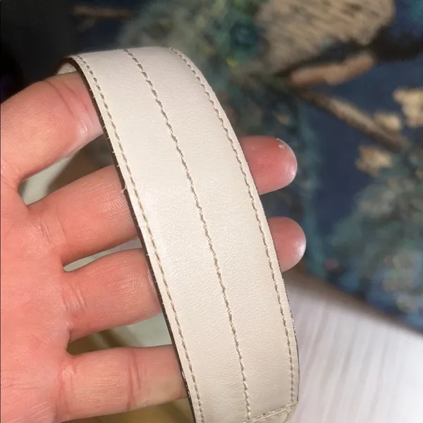 Coach Cream Signature Monogram Crossbody/ Shoulder Bag - Image 6