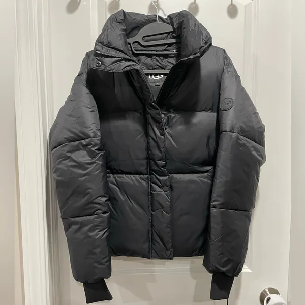 UGG Vickie Black Puffer Jacket Size XS - Image 6
