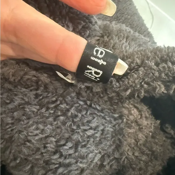 Feeet Rit Charcoal Women's Cardigan - Image 7