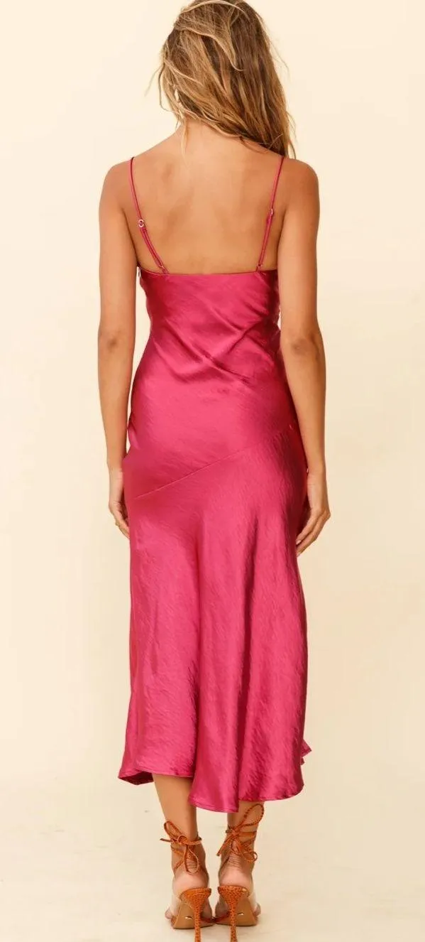 Selfie Leslie Well Versed Pleated Mini Dress Fushia - Image 2