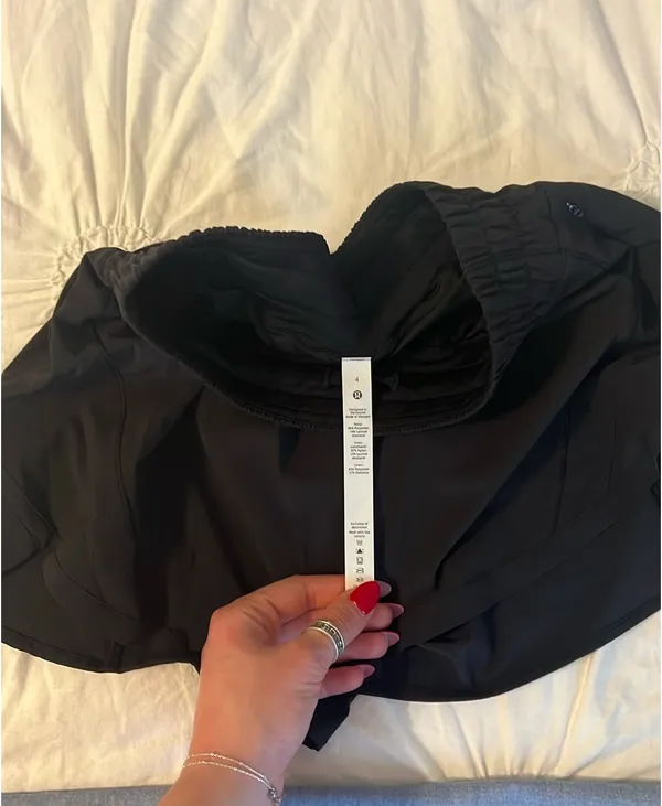 Track That Lululemon 5" Lined Shorts - Image 3
