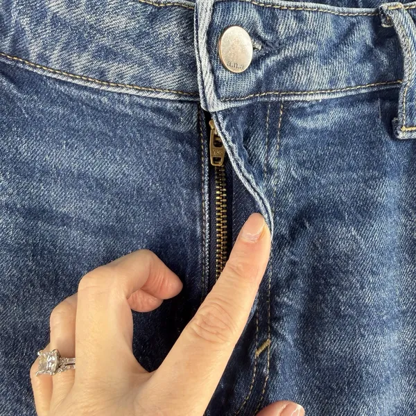 a.n.a. A New Approach Sz 14 Jeans‎ Mid Rise Boyfriend Straight Distressed Grunge - Image 5
