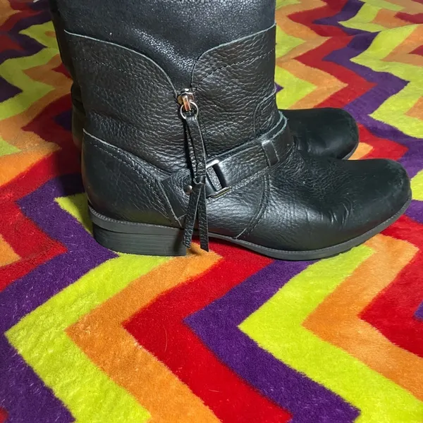 Clarks Black Leather Boots Size 10 - Image 7