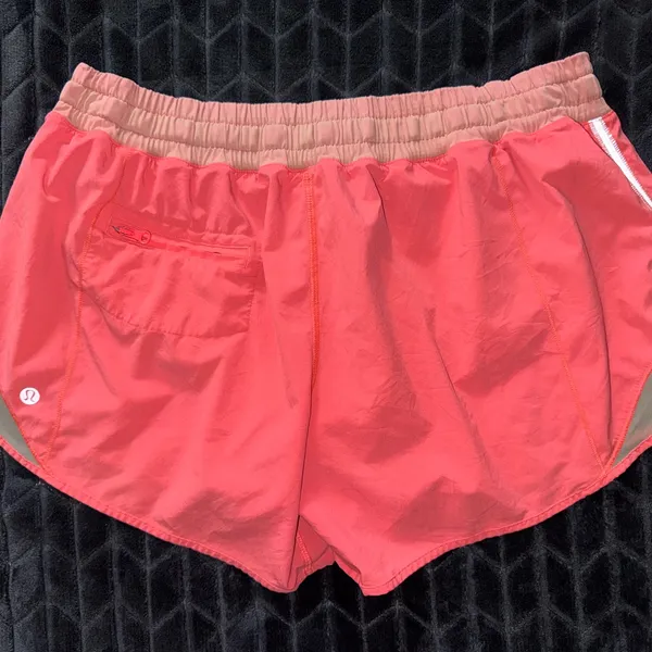 LULULEMON Hotty Hot Runnig Shorts Mesh Trim Vibrant Pastel Pink/Orange‎ Size 10 - Image 5