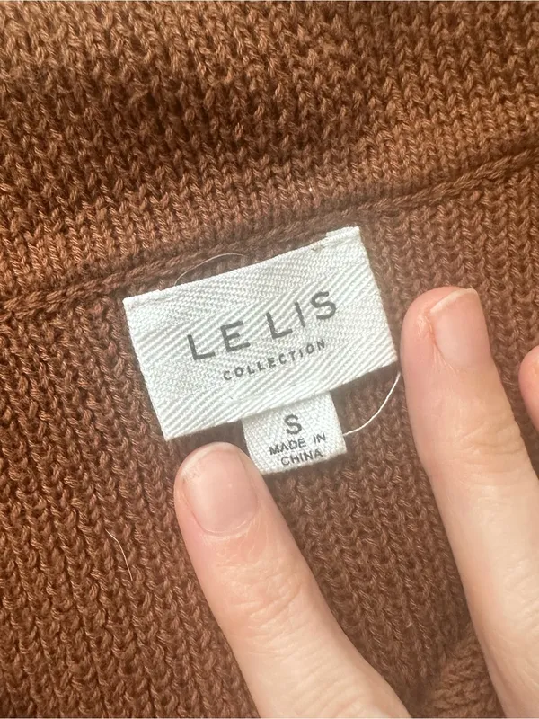 Le Lis Brown Cropped Button-Down Knit Top - Image 3