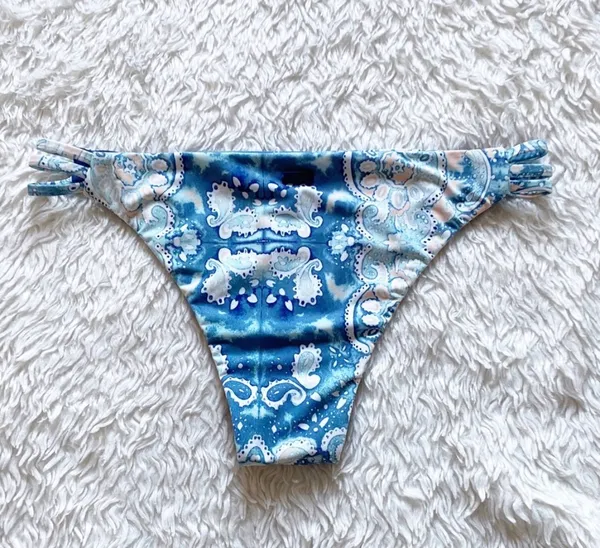 Roxy Bikini Bottoms Cheeky Paisley Reversible - Image 2