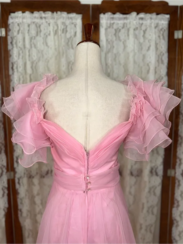 Pretty Vintage 1970s Pink Ruffle Union Made Prom/Bridesmaid Gown - Image 8