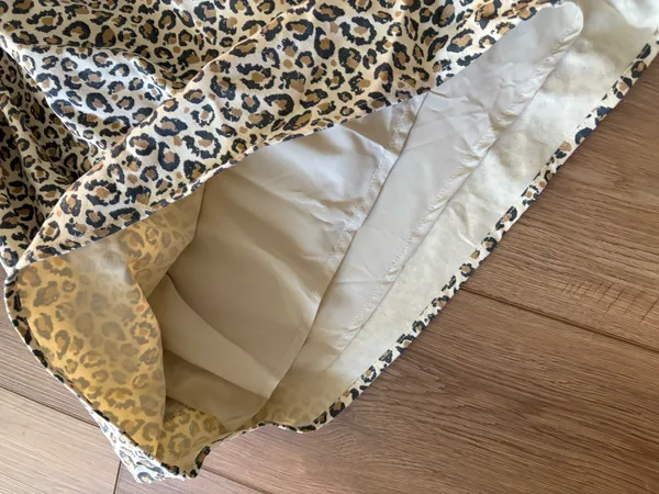 Josie's Boutique Leopard print short romper - Image 4