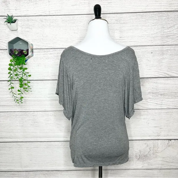 Volcom Nation Gray & Black Flutter Sleeve Skate T-shirt Women’s Size Medium - Image 9