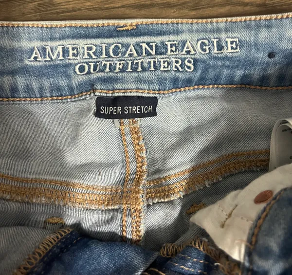 American Eagle low rise Shorty next level stretch cut offs - Image 3