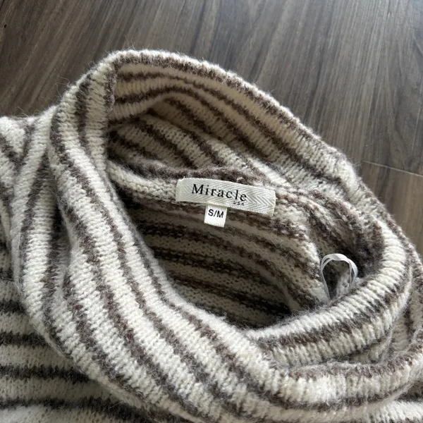 Miracle USA Sweater - Image 2