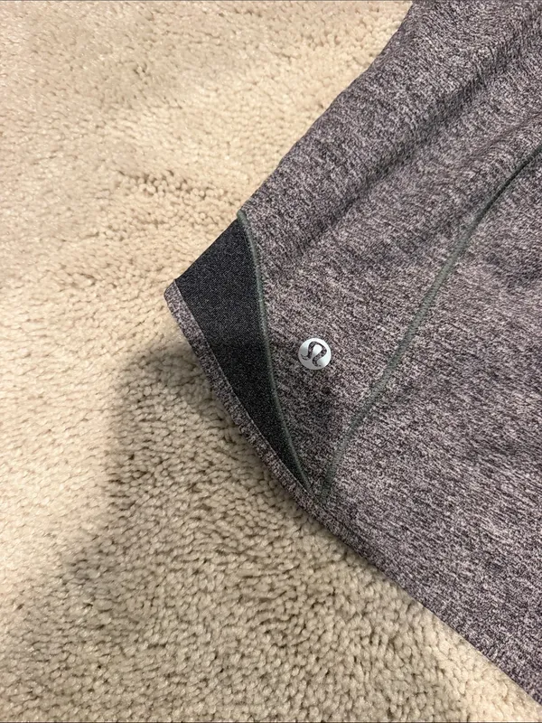 Lululemon shorts - Image 4