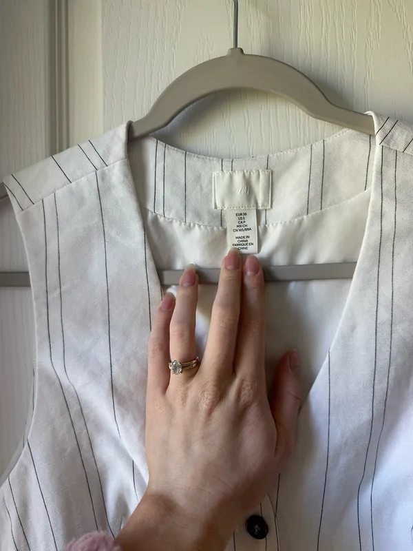 H&M vest - Image 2