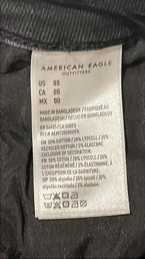 American Eagle Outfitters Mom Jean Shorts (Black) - Image 4