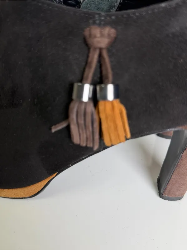 Vaneli Black Suede Tassel Ankle Booties Platform High Heel Side Zip Sz 9M - Image 5