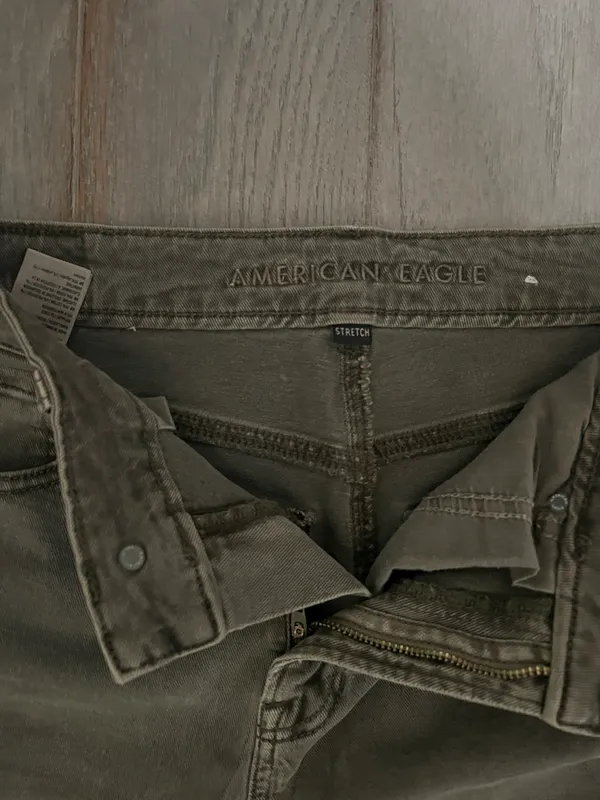 Outfitters High-waisted Jeans - Image 3