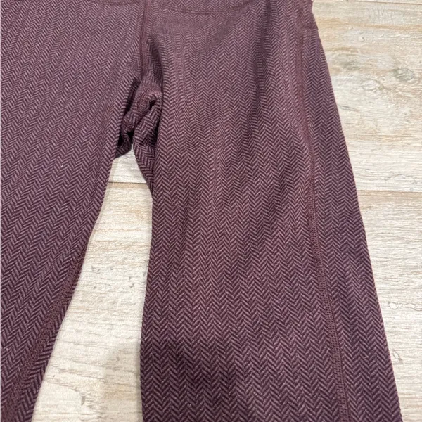 Gap High-Waisted Purple CozeCore Herringbone 7/8 Leggings Size Small - Image 2