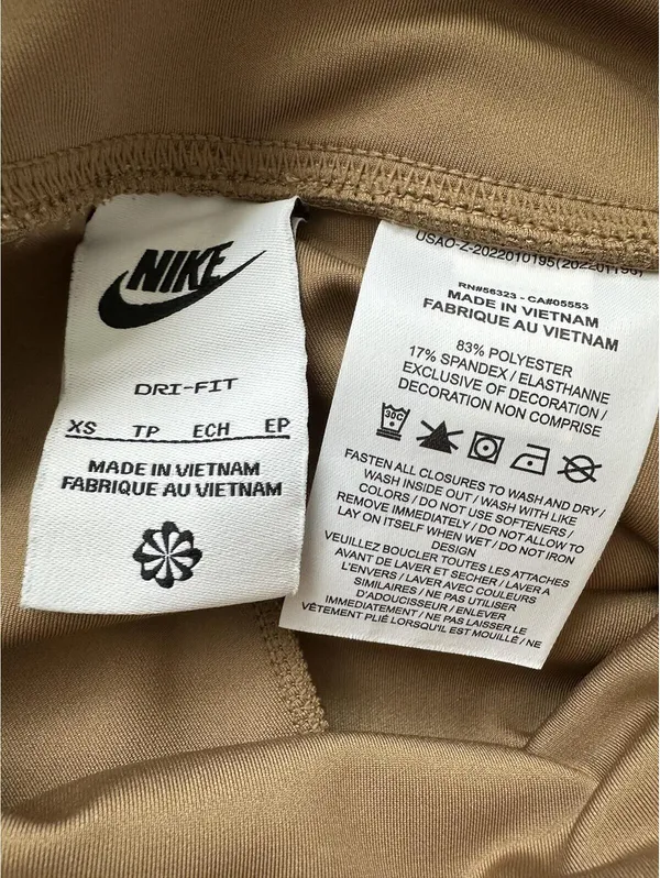 Nike Sportswear Dri-Fit High Waist Bike Shorts Dark Driftwood/Black XS - Image 7