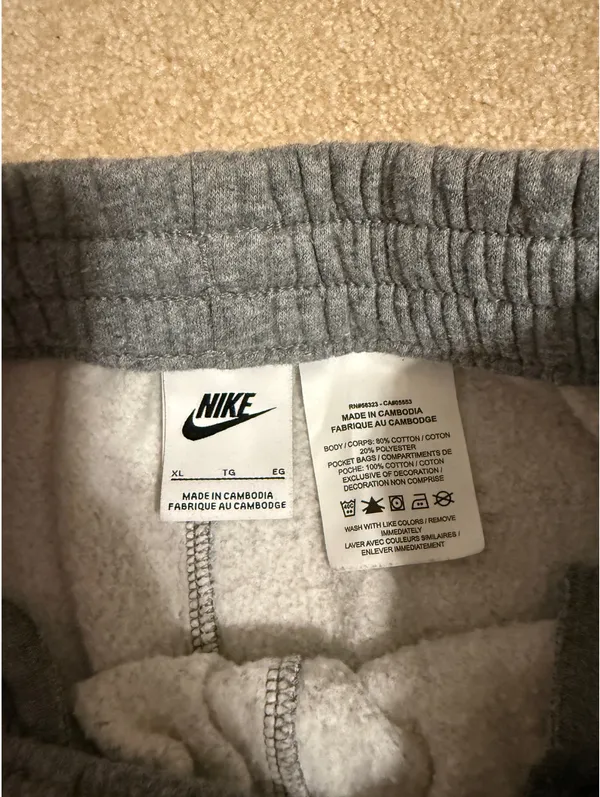 Nike Sweatpants - Image 4