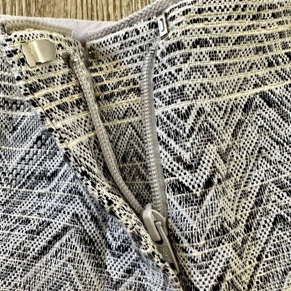 L’Agence jacquard Chevron twill shorts - Image 4