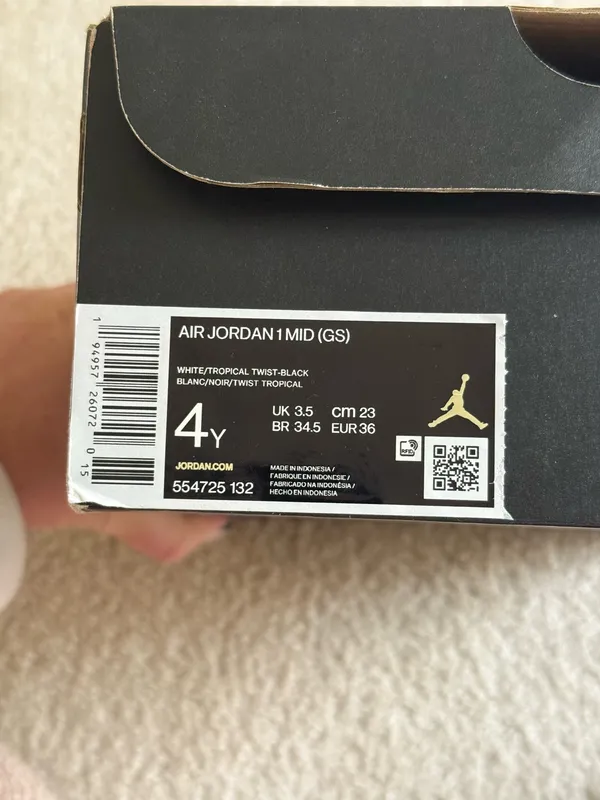 Air Jordan 1 Mid - Image 8