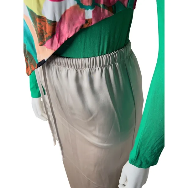 Forever‎ 21 Abstract Print Halter Neck Crop Top Size M - Image 9