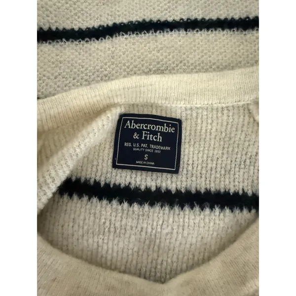 Abercrombie & Fitch Cream White Navy Blue Fuzzy Knit Minimalist Preppy Sweater S - Image 7