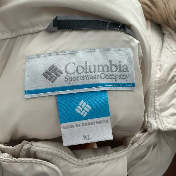 COLUMBIA puffer coat - READ DESCRIPTION 🌟 - Image 10