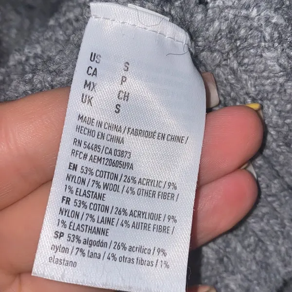 ✨ AEO Grey Thick Diamond Pattern Cable Knit Sweater✨ - Image 4