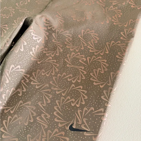 Nike Pro Dri-FIT Women s Mid-Rise Leggings - Image 9