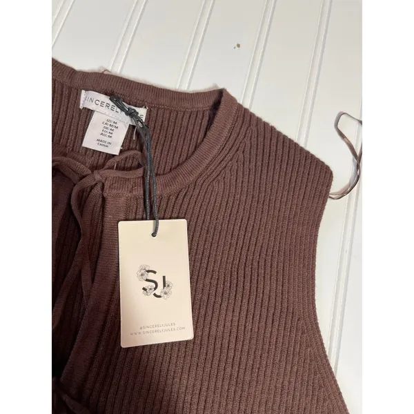 Sincerely Jules Brown Ribbed Tie Front Sweater Vest NWT Medium - Image 5