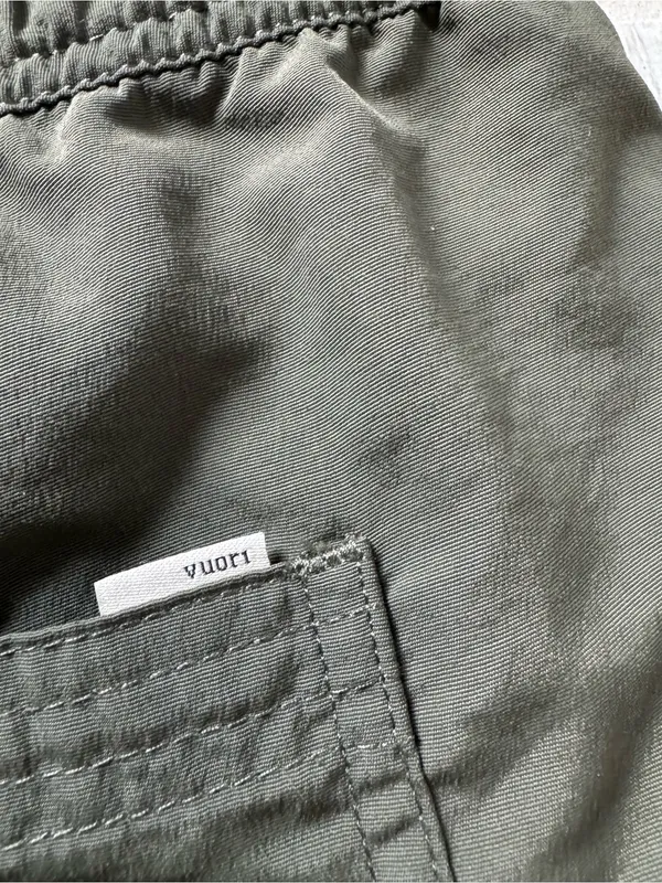 Vuori Sunwashed Olive Green Shorts Medium NWOT - Image 11