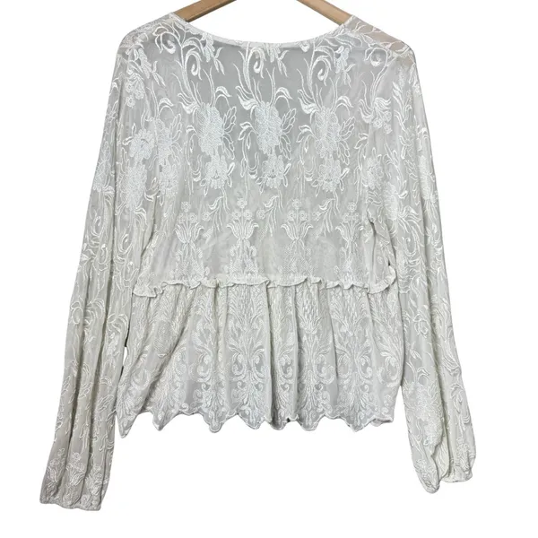 Emory Park Floral White Lace Peplum Top Long Sleeve Size M - Image 2