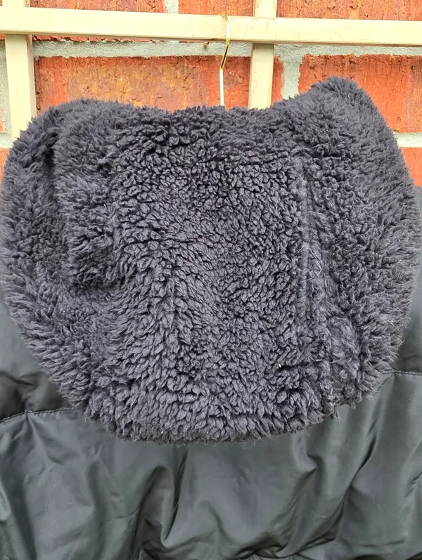 DKNY Puffer Black Sherpa Lined Jacket XL - Image 8