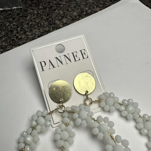 Large Statement Gold Tone White Bead Flower Circle Dangle Drop Pierced Earrings - Image 2