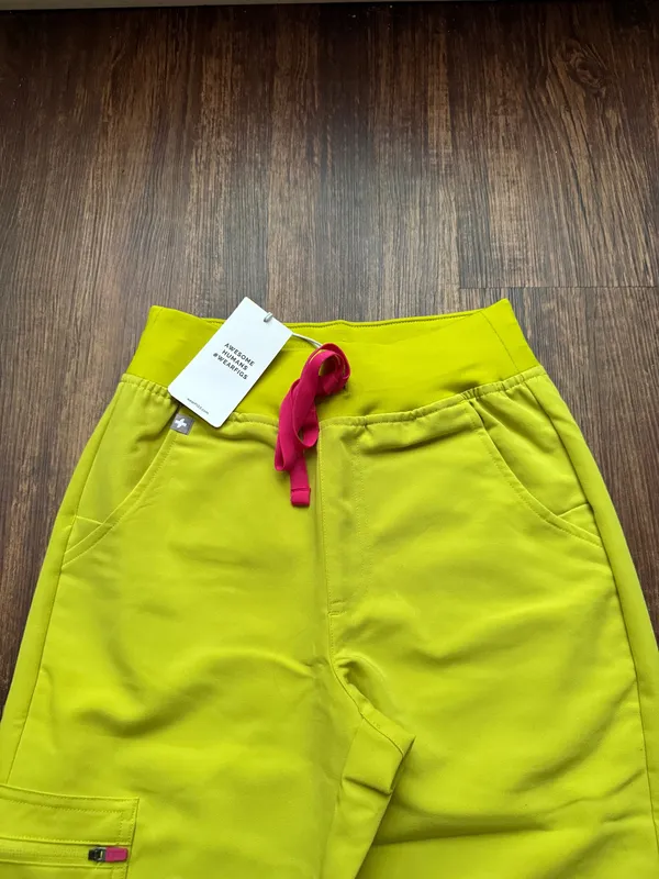 NWT FIGS Women’s Limeade Green High Waisted Zamora Jogger Scrub Pants-XXS Petite - Image 6