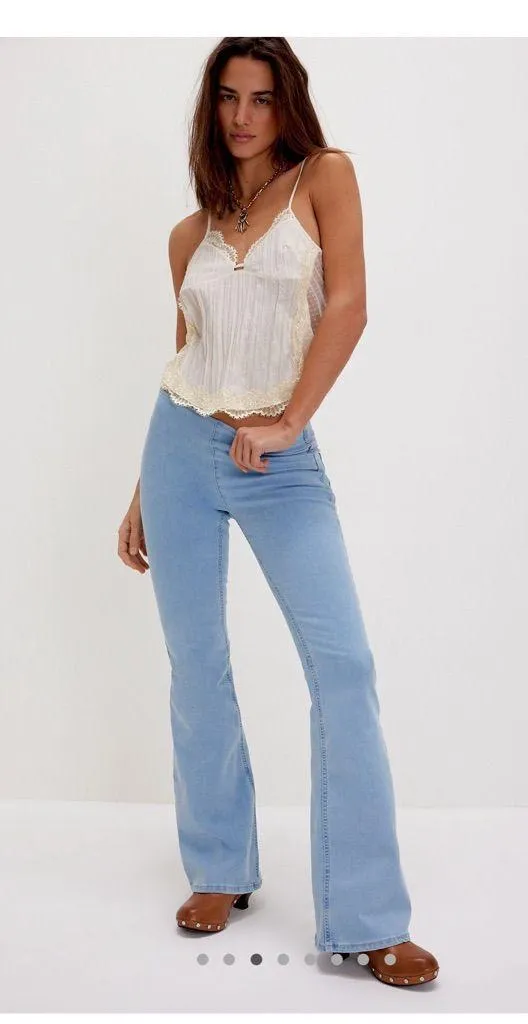 We The Free Penny Light Blue Flare pull-on Jeans size XS. - Image 2
