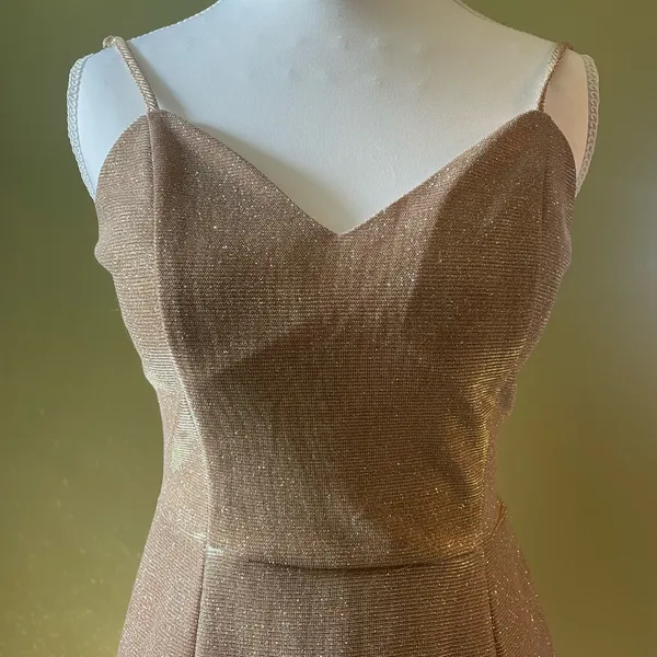 GLITTERY GOLD DRESS #prom - Image 2