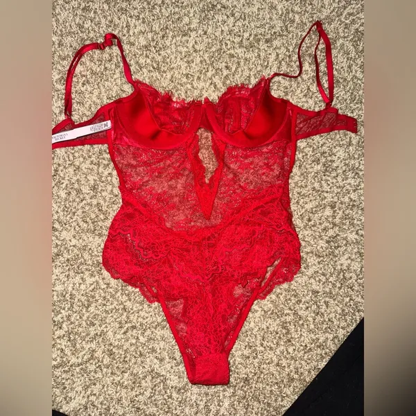 VS Red Lace Teddy Lingerie - Image 7