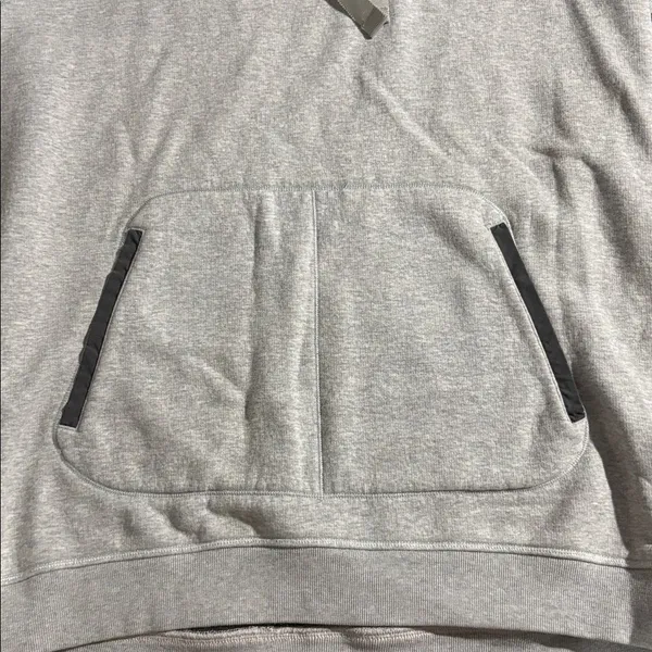 Lululemon Avenue Pullover Turtleneck Sweater Heathered Grey Cotton Fleece Size 8 - Image 4
